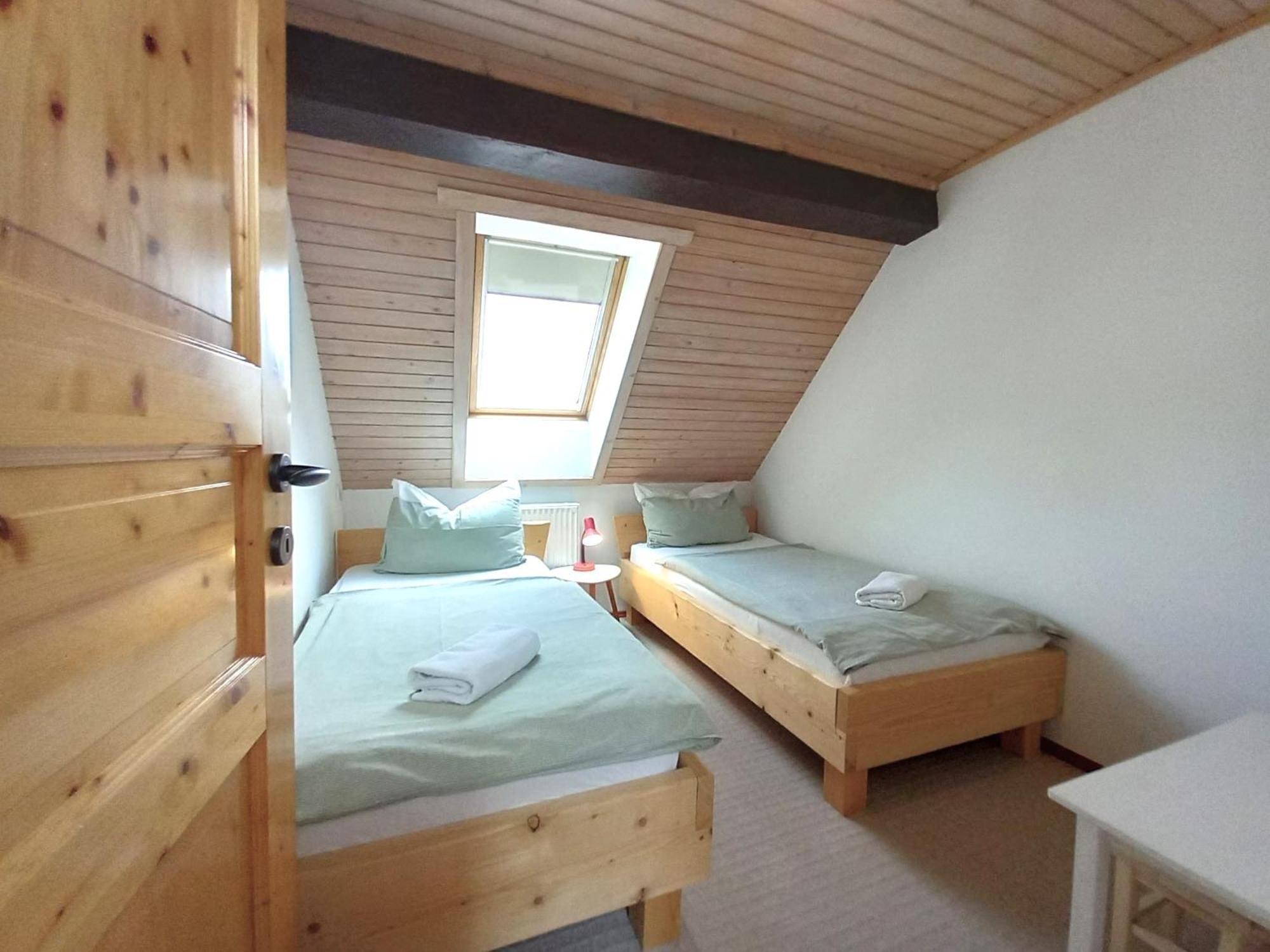 Apartments Markez Bohinj Oda fotoğraf